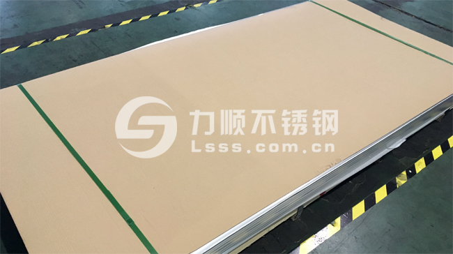 無(wú)錫力順不銹鋼公司:專供304、316L不銹鋼板材