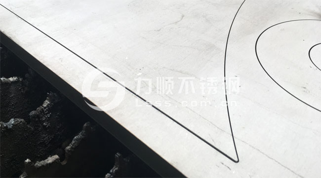 力順不銹鋼:激光切割厚板成品，受客戶好評